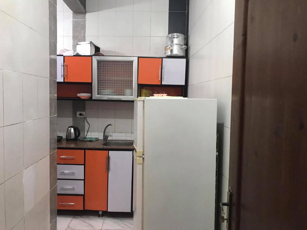 Station House Apartment *